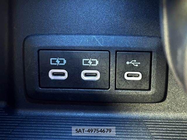 Toyota HARRIER 2023-06 8245305-9