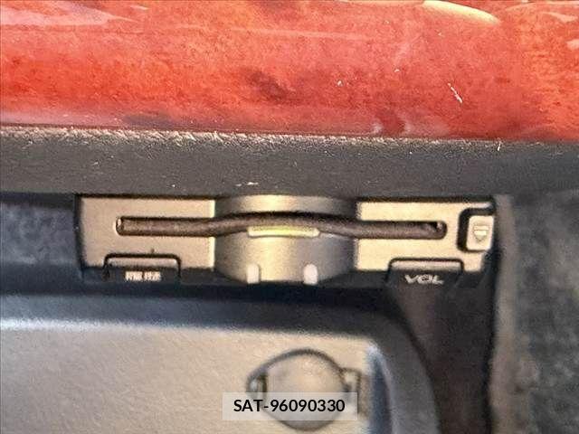 Toyota HARRIER 2012-09 8245311-5