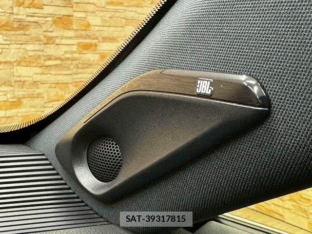 Toyota HARRIER 2022-12 8245291-9