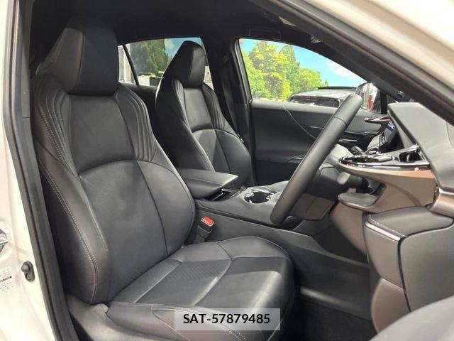 Toyota HARRIER 2024-03 8245284-8
