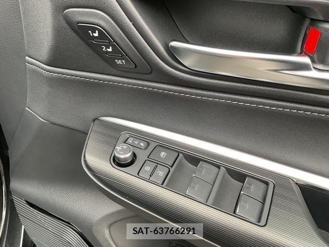 Toyota HARRIER 2023-07 8245286-8