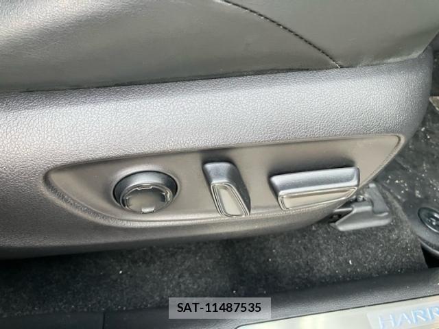 Toyota HARRIER 2021-03 8245299-15