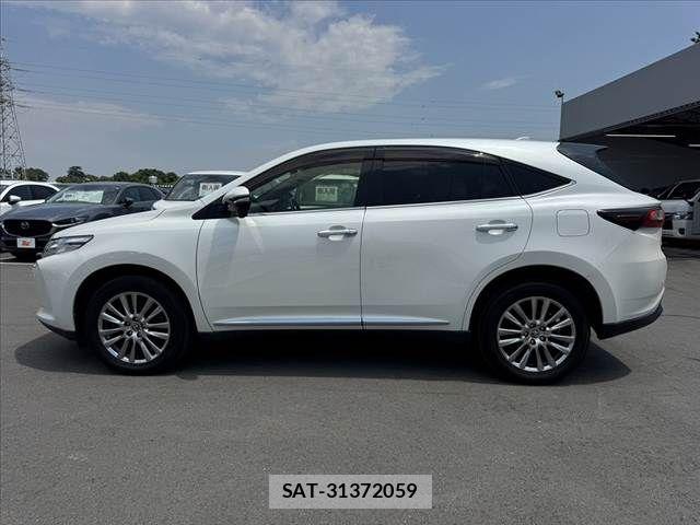 Toyota HARRIER 2017-09 8314640-10