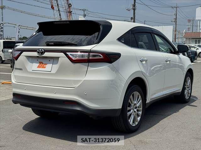 Toyota HARRIER 2017-09 8314640-14