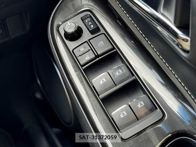 Toyota HARRIER 2017-09 8314640-24