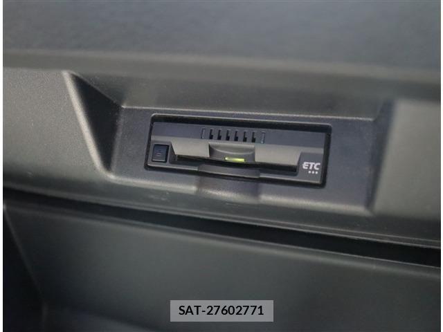 Toyota HARRIER 2017-09 8314637-22
