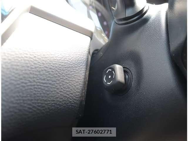 Toyota HARRIER 2017-09 8314637-26