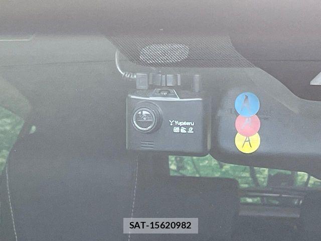 Toyota HARRIER 2014-01 8314644-6