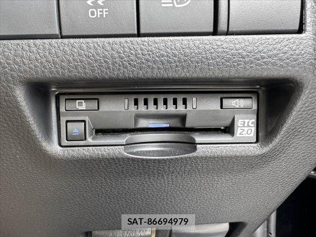 Toyota HARRIER 2022-08 8314630-4