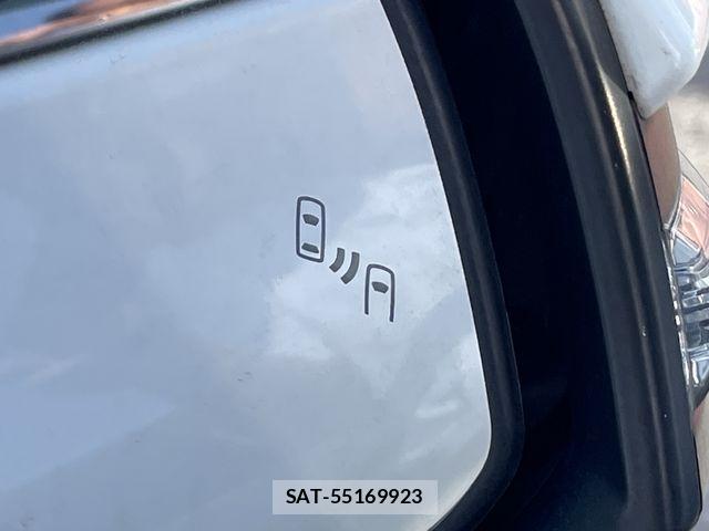 Toyota HARRIER 2021-05 8314628-7