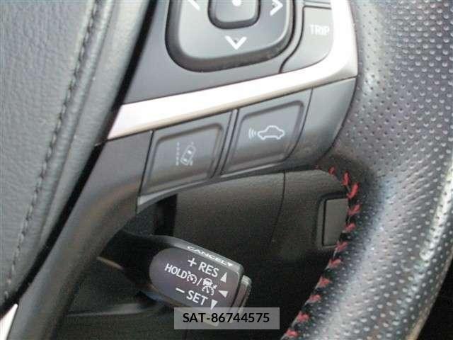 Toyota HARRIER 2017-06 8314634-9