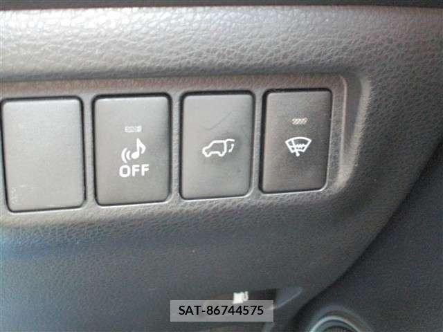 Toyota HARRIER 2017-06 8314634-11