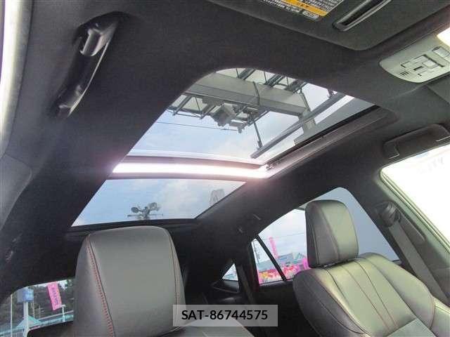 Toyota HARRIER 2017-06 8314634-14