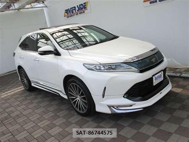 Toyota HARRIER 2017-06 8314634-18
