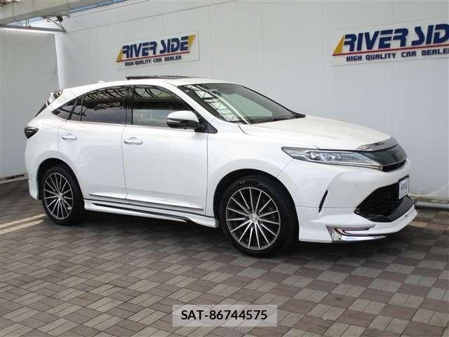 Toyota HARRIER 2017-06 8314634-19