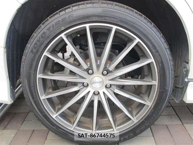Toyota HARRIER 2017-06 8314634-27