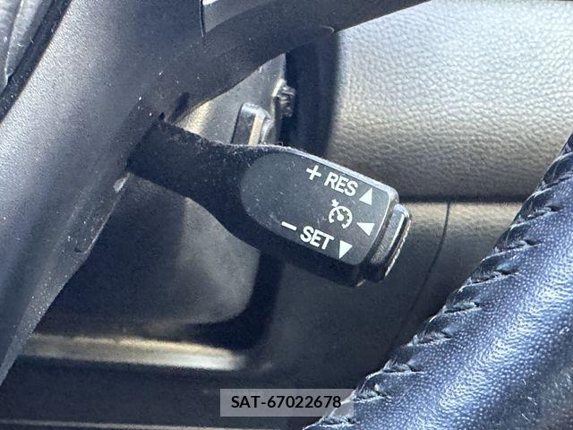 Toyota HARRIER 2015-08 8314651-12