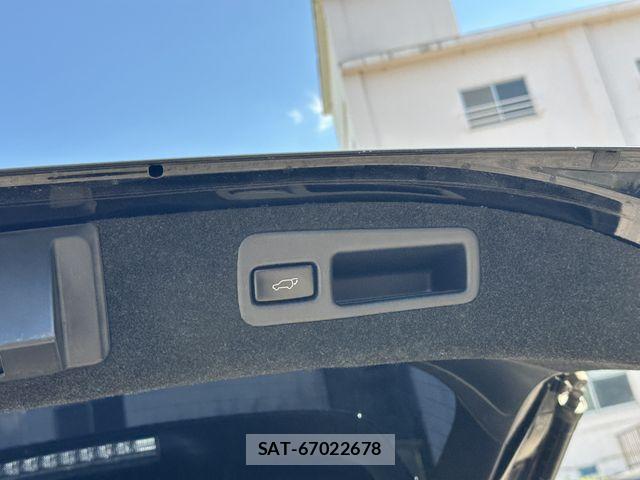 Toyota HARRIER 2015-08 8314651-17