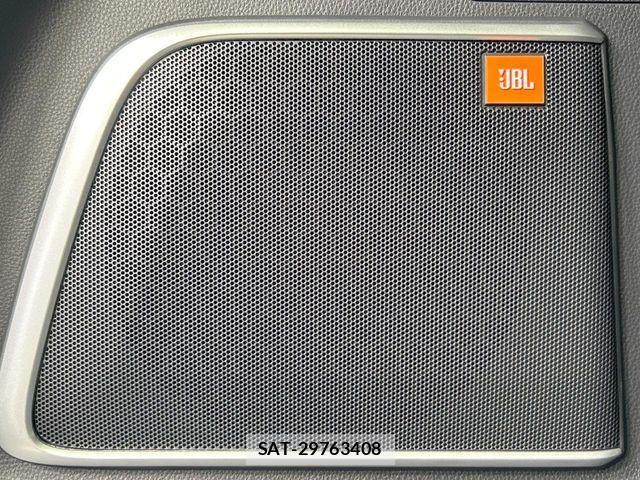 Toyota HARRIER 2023-09 8314621-3