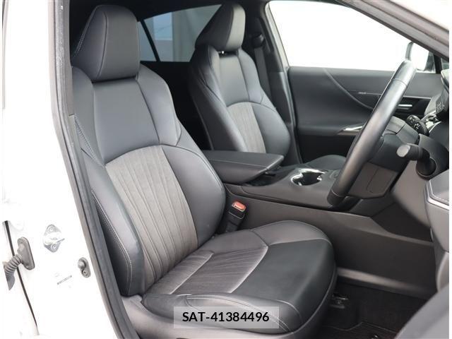 Toyota HARRIER 2022-12 8314619-4