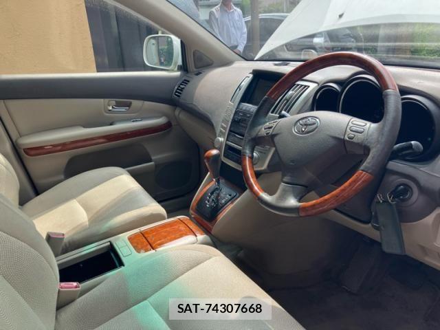 Toyota HARRIER 2003-04 8314654-12