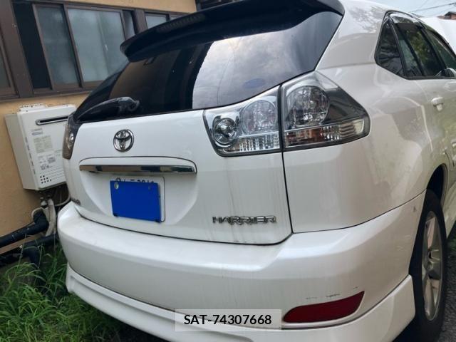 Toyota HARRIER 2003-04 8314654-5