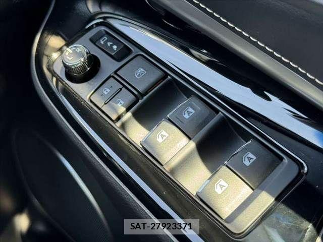 Toyota HARRIER 2017-08 8314642-23