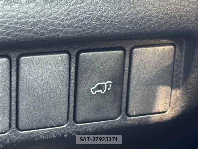 Toyota HARRIER 2017-08 8314642-24