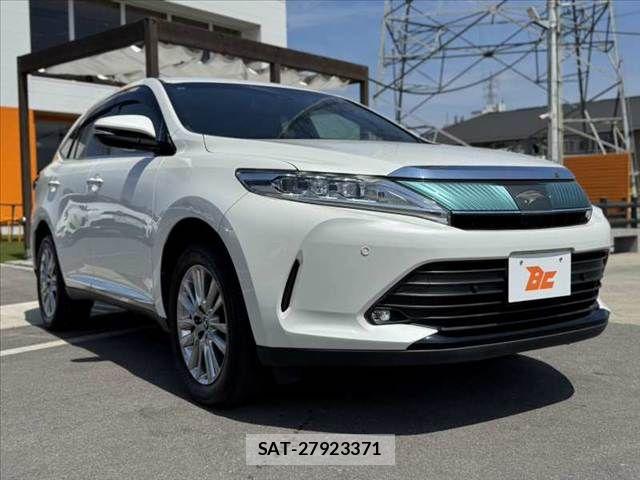 Toyota HARRIER 2017-08 8314642-7