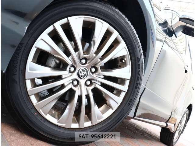 Toyota HARRIER 2020-10 8314622-13