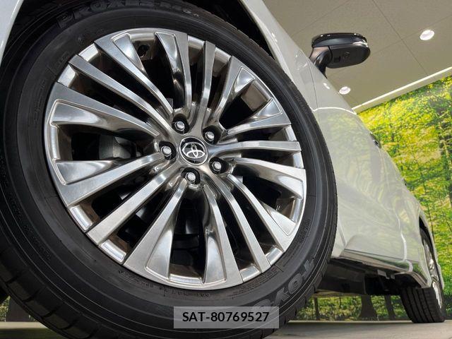 Toyota HARRIER 2024-08 8314620-12