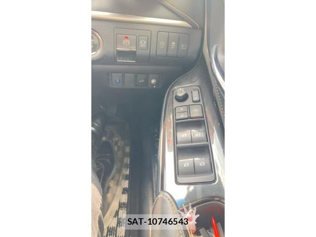 Toyota HARRIER 2018-06 8314636-19