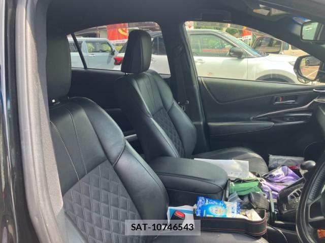Toyota HARRIER 2018-06 8314636-23