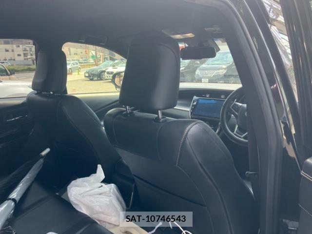 Toyota HARRIER 2018-06 8314636-25