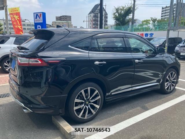Toyota HARRIER 2018-06 8314636-3