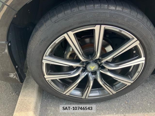 Toyota HARRIER 2018-06 8314636-5