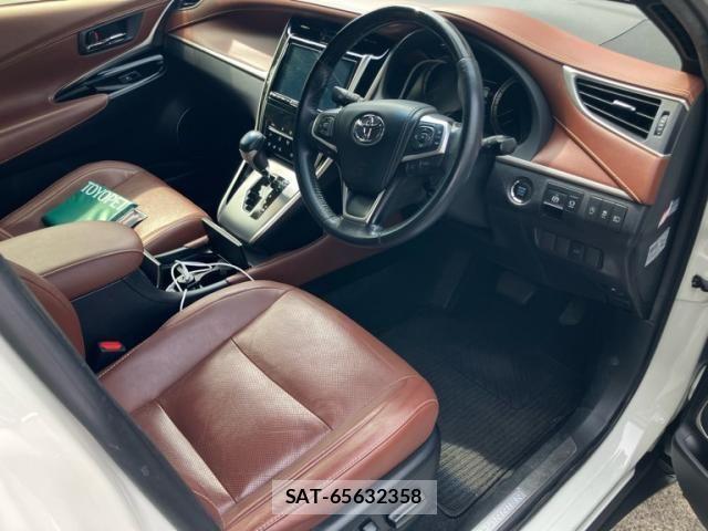 Toyota HARRIER 2018-07 8314638-12
