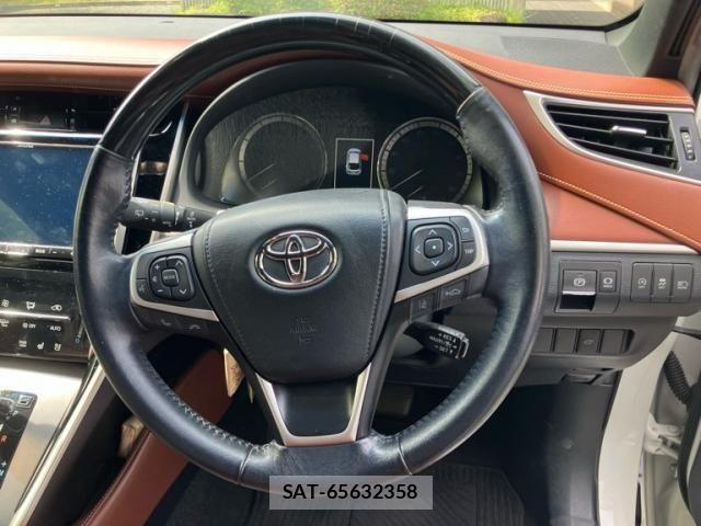 Toyota HARRIER 2018-07 8314638-13