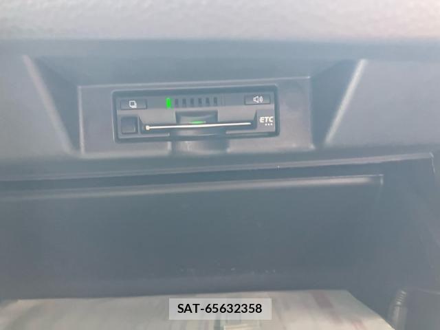 Toyota HARRIER 2018-07 8314638-20