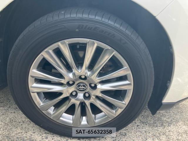 Toyota HARRIER 2018-07 8314638-4