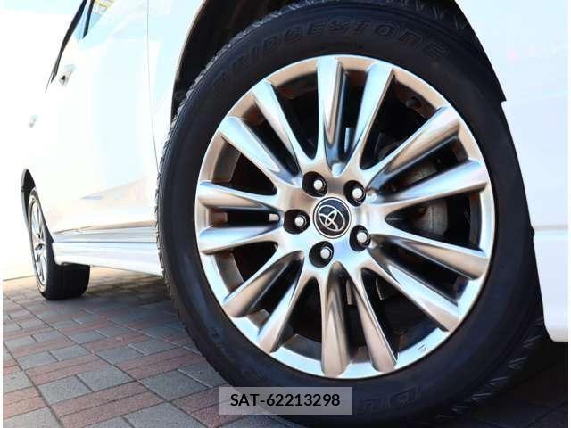 Toyota HARRIER 2015-04 8334515-14
