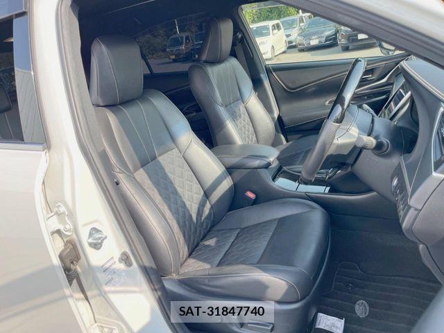 Toyota HARRIER 2017-08 8336031-8