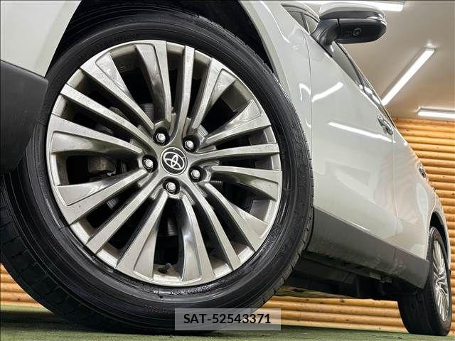 Toyota HARRIER 2024-04 8335988-18