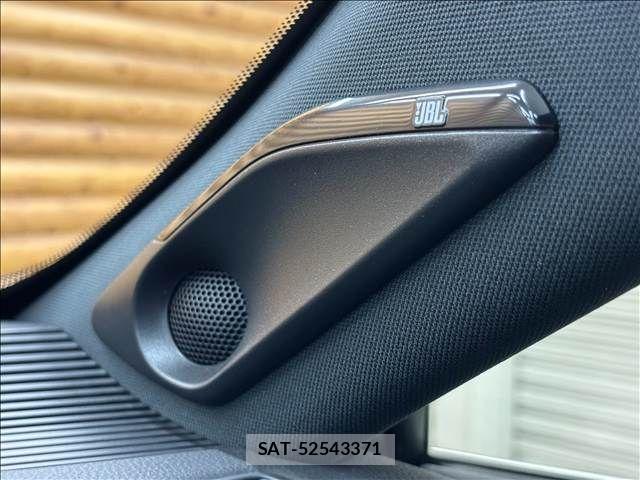 Toyota HARRIER 2024-04 8335988-5