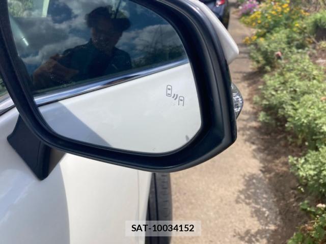 Toyota HARRIER 2020-06 8336030-10