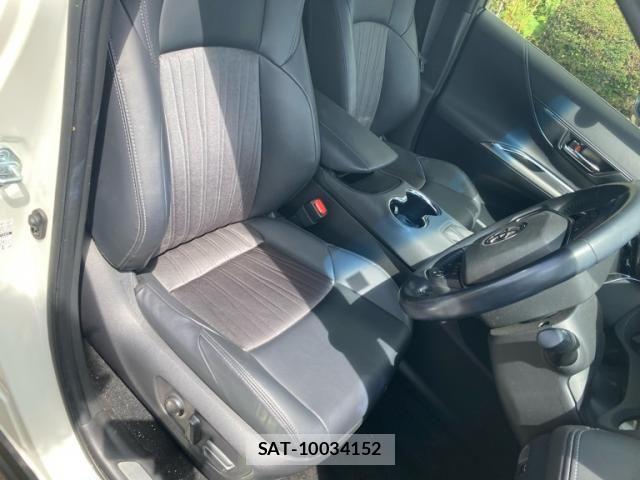 Toyota HARRIER 2020-06 8336030-16