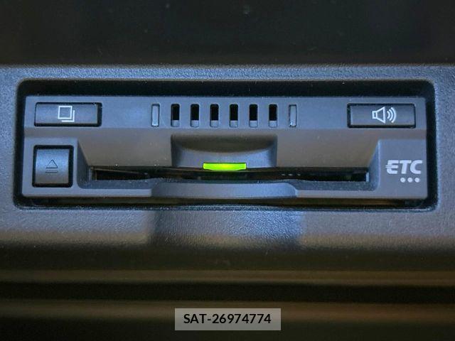 Toyota HARRIER 2017-11 8336028-5