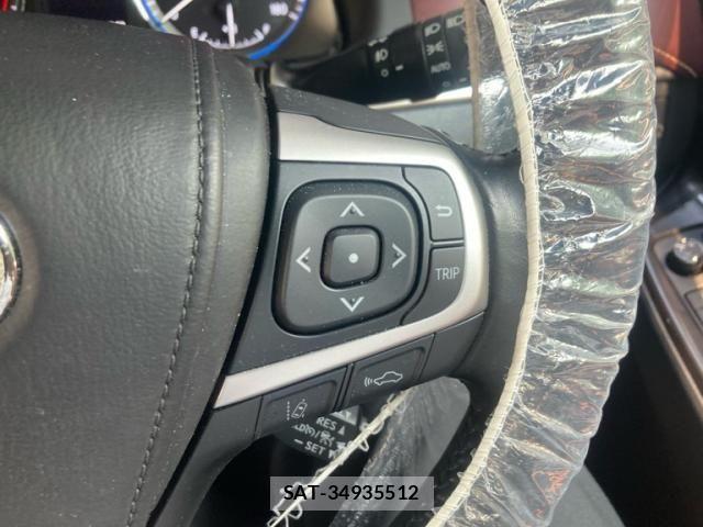 Toyota HARRIER 2019-06 8335998-9