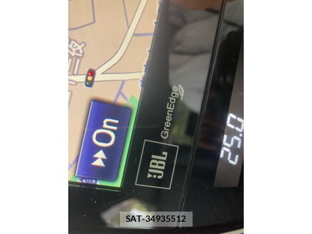 Toyota HARRIER 2019-06 8335998-16