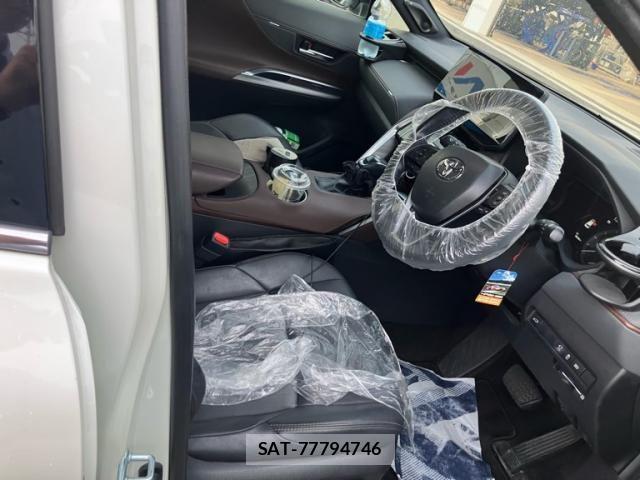 Toyota HARRIER 2021-07 8336017-18